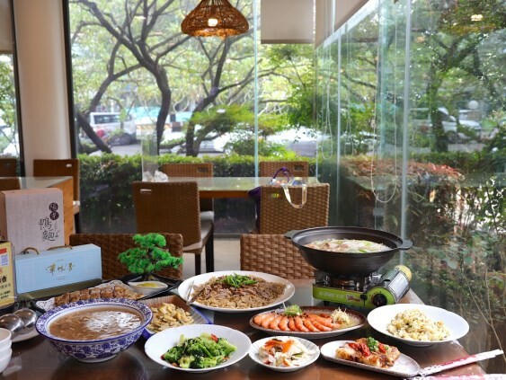 新營阿添鵝肉30年老店外帶超人氣,阿添鵝肉超佛心。