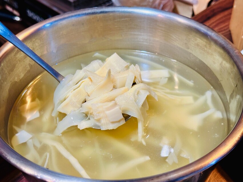 新營阿添鵝肉30年老店外帶超人氣,阿添鵝肉超佛心。