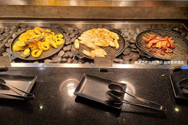 【台南/東區】台糖長榮酒店(吃遍天下餐廳/自助早餐) 【台南/東區】台糖長榮酒店(吃遍天下餐廳/自助早餐)