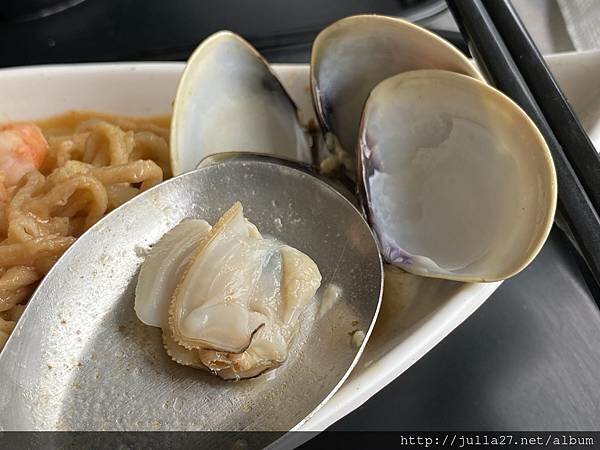 20220121_043705462_iOS