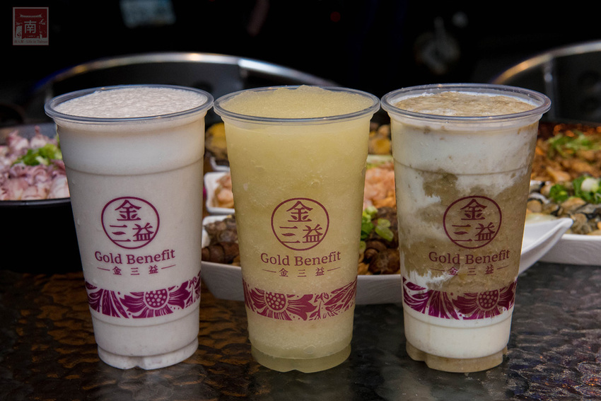 【臺南美食】不退流行的浮誇系美食|放好放滿的海鮮意麵|老闆對於新鮮度和品質要求|冰沙系列必喝~~金三益健康茶飲 - 南人幫