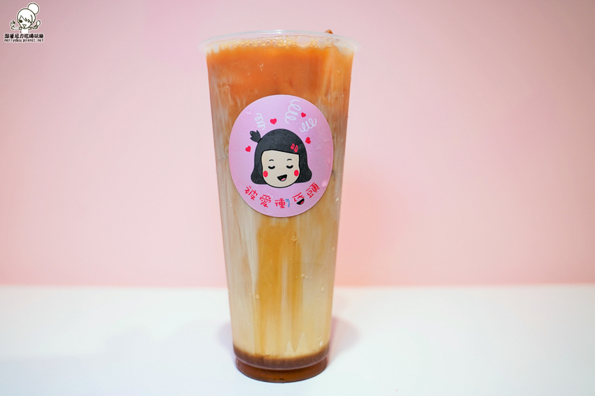 被愛衝昏頭 焦糖布蕾 紅心芭樂 高雄飲品 手搖飲料 創新 網美