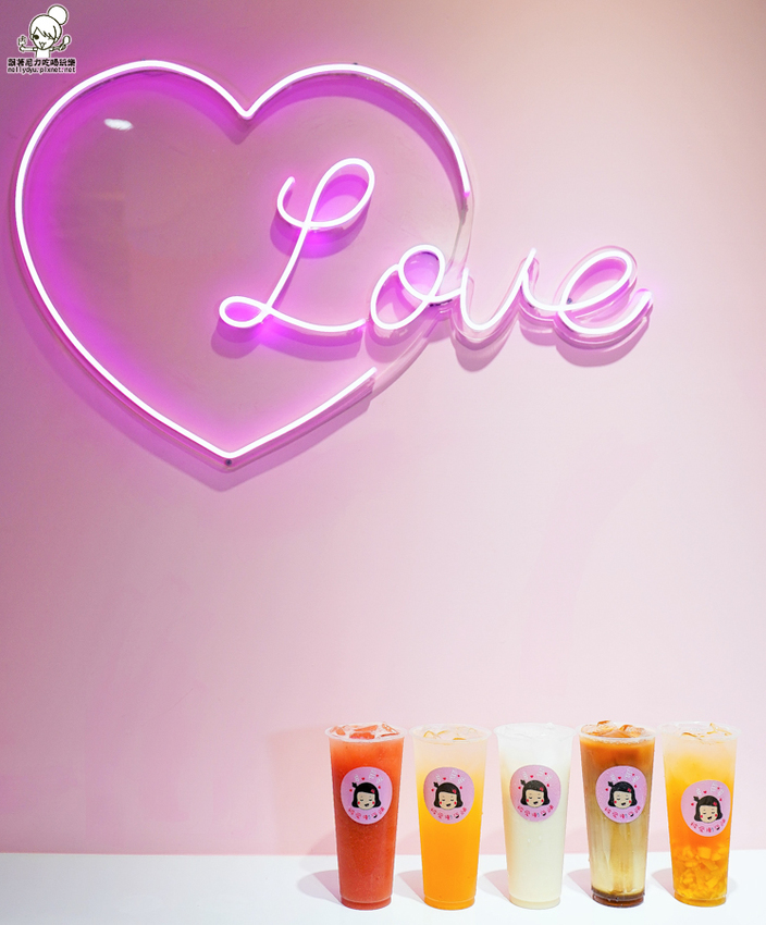 被愛衝昏頭 焦糖布蕾 紅心芭樂 高雄飲品 手搖飲料 創新 網美