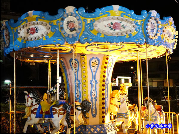 旋轉木馬-童話市集.jpg