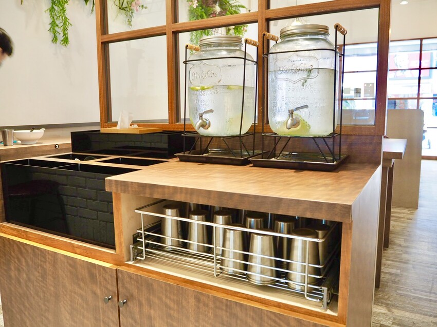 二鬼麵舖 Oni Noodle三重店 捷運站必吃美食 台北橋美食 創新麵館三重門市新推薦