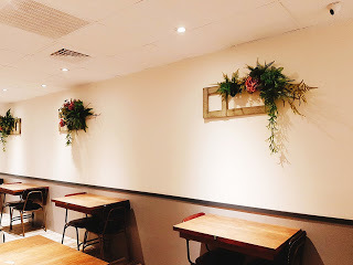 【板橋美食】─二鬼麵舖🍜府中店麻辣黑牛嫩肩、青麻香草豬五花、泰式奶茶