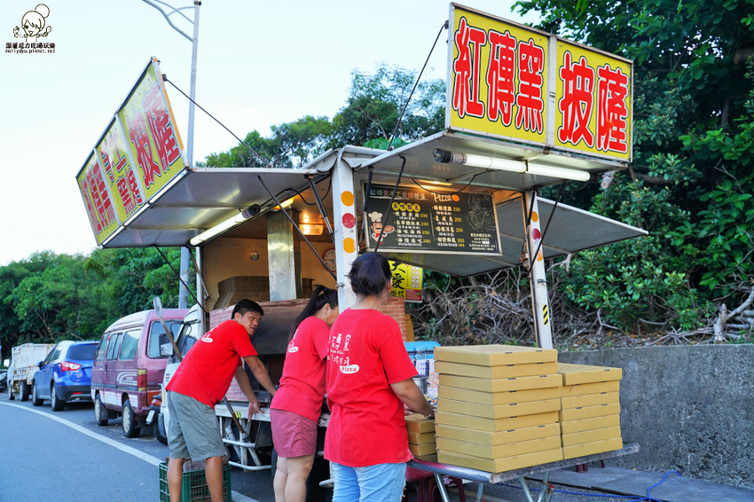 墾丁美食 親子 披薩 手工 窯烤 超人氣 排隊 恆春 旅遊 必吃