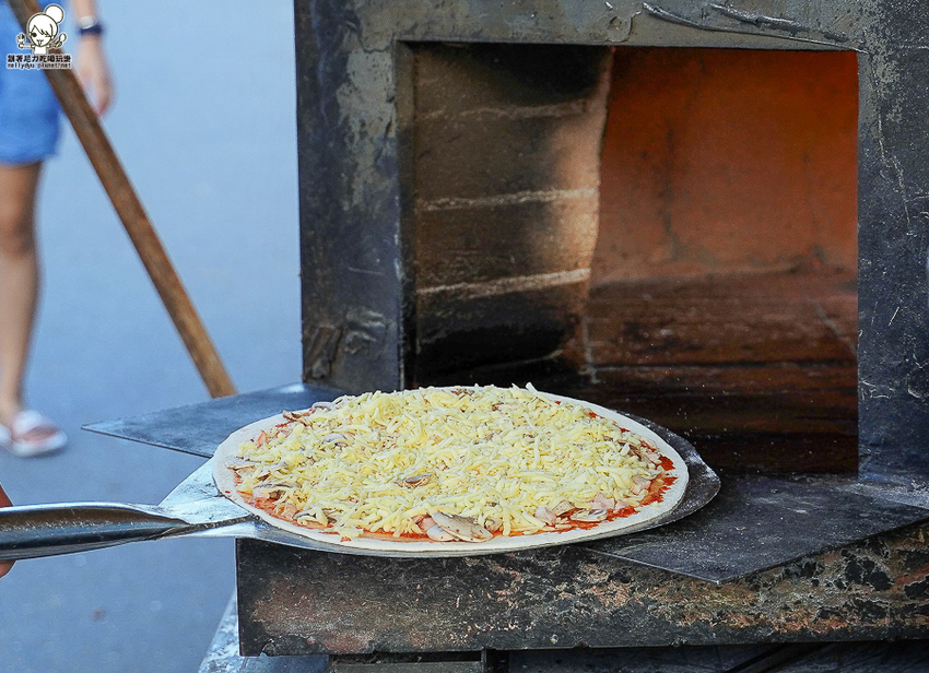 墾丁美食 親子 披薩 手工 窯烤 超人氣 排隊 恆春 旅遊 必吃
