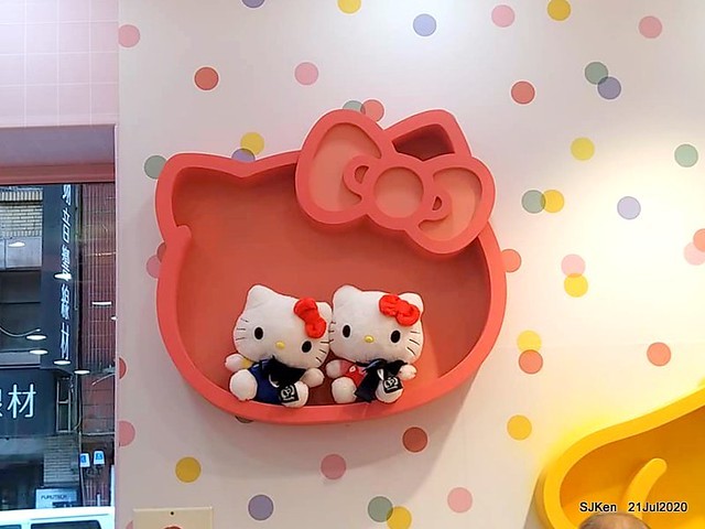 The global first Hello Kitty & 7-11 co-brand convenience store at Taipei, Taiwan, SJKen, Jul 21, 2020