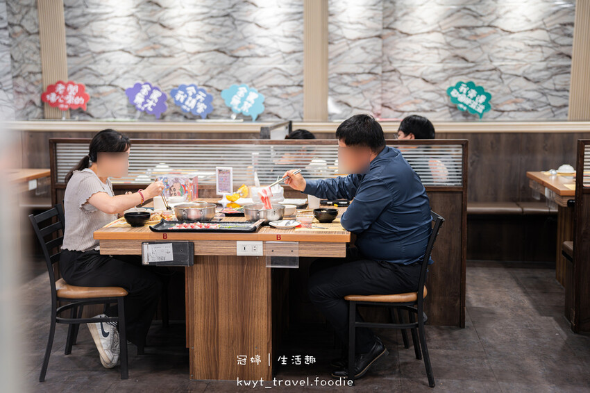 嘉義西區火鍋推薦_火鍋世家嘉義尊爵店,280元起火鍋放題,蔬