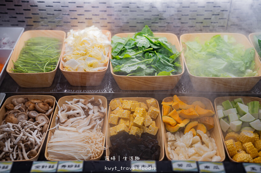 嘉義西區火鍋推薦_火鍋世家嘉義尊爵店,280元起火鍋放題,蔬