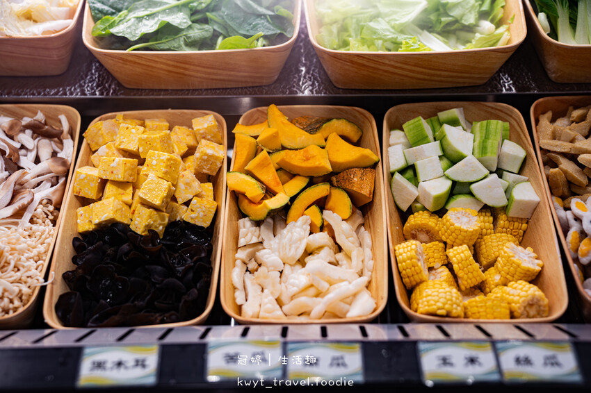 嘉義西區火鍋推薦_火鍋世家嘉義尊爵店,280元起火鍋放題,蔬