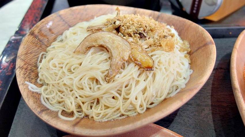 福來芳川辣銷魂飯館。傳統麵食結合港式湯飲及川味麻辣，科博館附近懷舊小餐館 - 蘋果話日常