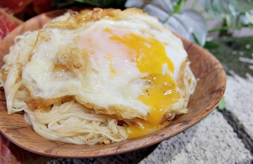 福來芳川辣銷魂飯館。傳統麵食結合港式湯飲及川味麻辣，科博館附近懷舊小餐館 - 蘋果話日常