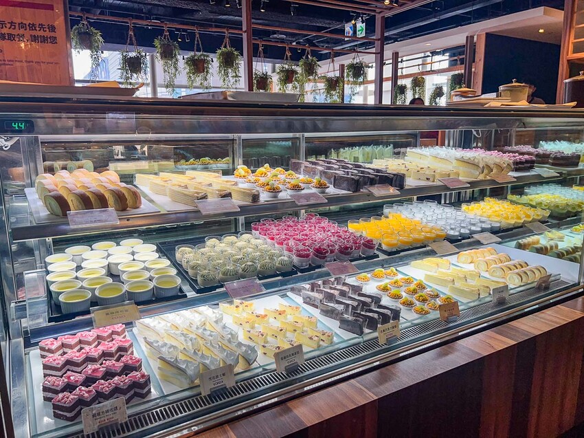 台北車站美食吃到飽首選，欣葉日本料理免千元吃到飽推薦。