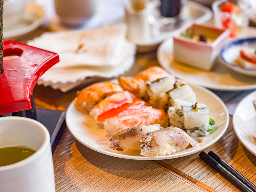 台北車站美食吃到飽首選，欣葉日本料理免千元吃到飽推薦。