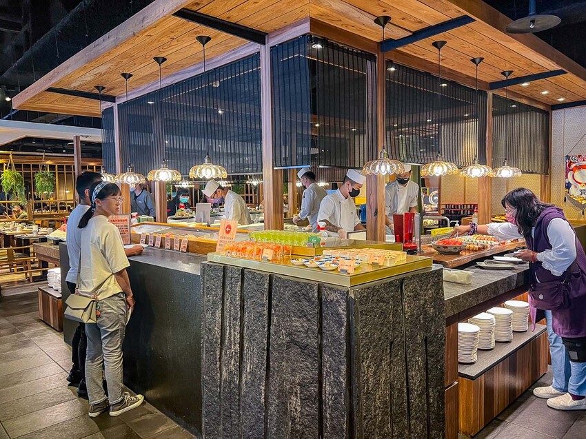 台北車站美食吃到飽首選，欣葉日本料理免千元吃到飽推薦。