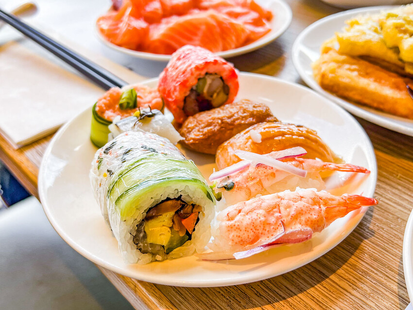 台北車站美食吃到飽首選，欣葉日本料理免千元吃到飽推薦。