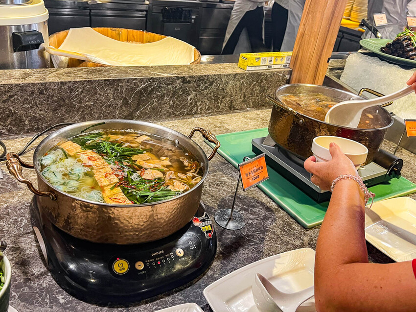 台北車站美食吃到飽首選，欣葉日本料理免千元吃到飽推薦。