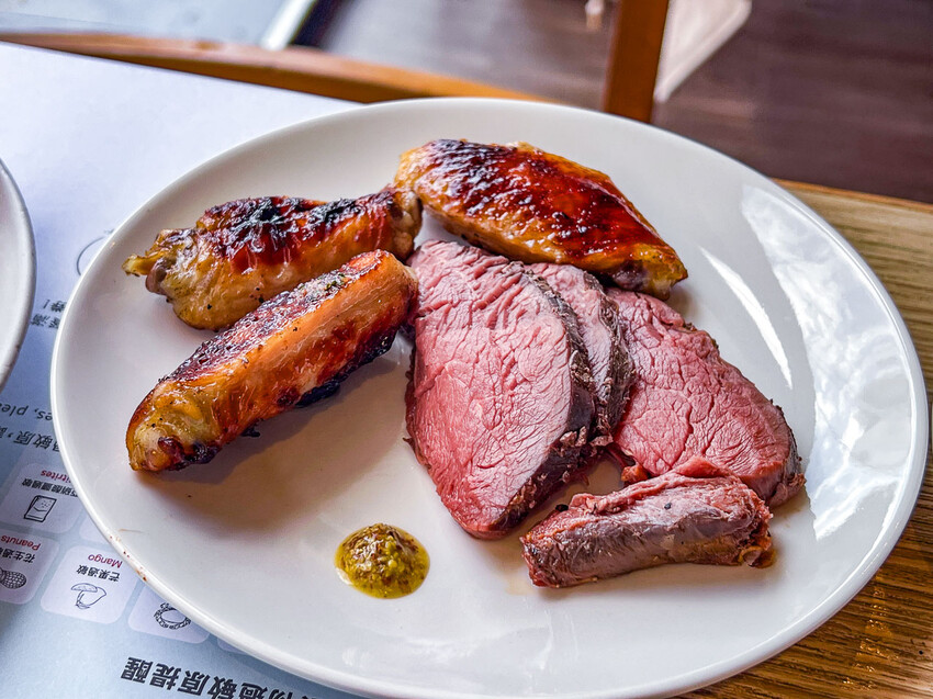 台北車站美食吃到飽首選，欣葉日本料理免千元吃到飽推薦。