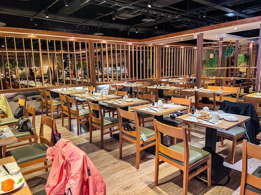 台北車站美食吃到飽首選，欣葉日本料理免千元吃到飽推薦。