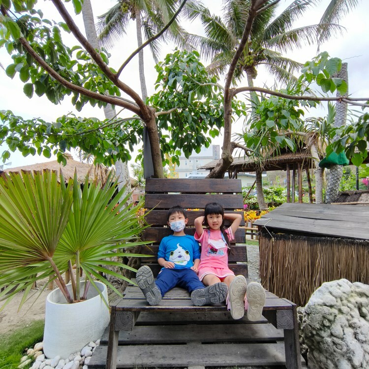 台東可可娜咖啡,網美級拍照庭園!豐富餐點選擇,台11線旅遊必停打卡點。