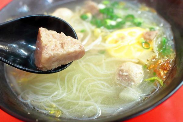 【三重美食】吉祥鍋燒麵-隱身在狹小巷弄裡的爆美味小龍蝦鍋燒麵