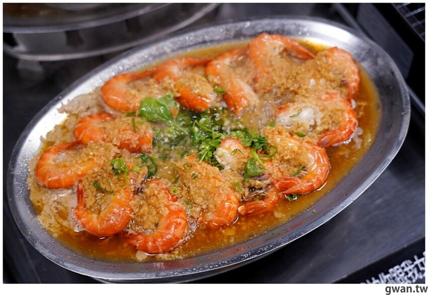 台中這間燒烤店超狂,開店吃到打烊每人只要199,蚵仔蛤蜊不限時吃到飽! - 吃關關