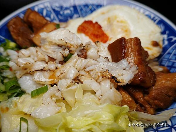  炙燒比目魚滷肉飯-旻哥古早味台中店 (6).jpg