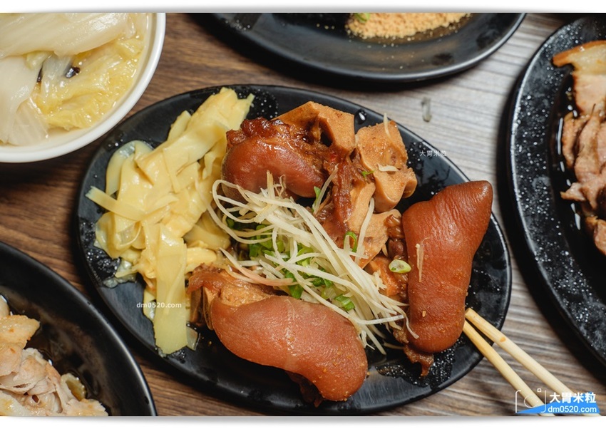 就是呷魯肉飯土城店 就是呷魯肉飯土城店