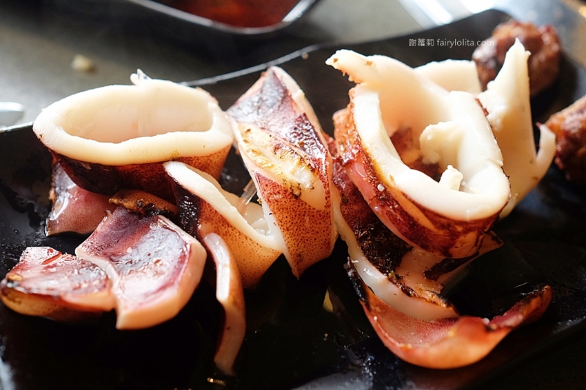 超夯の燒肉頂級和牛燒肉吃到飽（超夯的燒肉）林口店。只要699元，大口嗑和牛、生猛海鮮，超過70種食材讓你吃到爽！ @蹦啾♥謝蘿莉 La vie heureuse