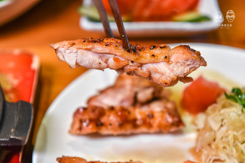 浪花屋：台中西屯區美食-精明商圈，免收服務費、無用餐時間限制的平價日式料理！