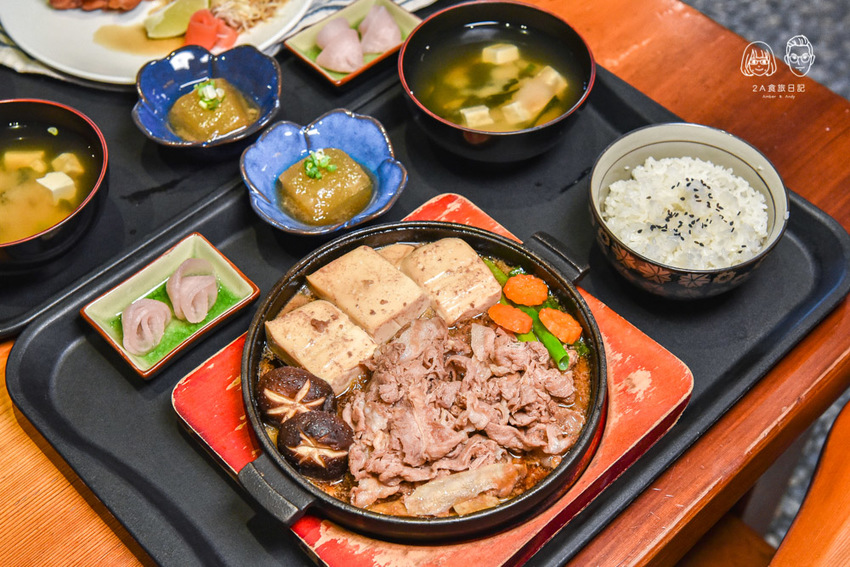 浪花屋：台中西屯區美食-精明商圈，免收服務費、無用餐時間限制的平價日式料理！