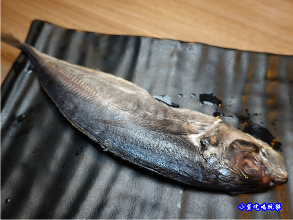 竹筴魚一夜干-赤富士無煙燒肉鍋物吃到飽 (3).jpg