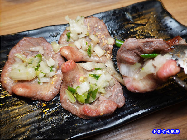 蔥鹽牛舌-赤富士無煙燒肉鍋物吃到飽 (1).jpg