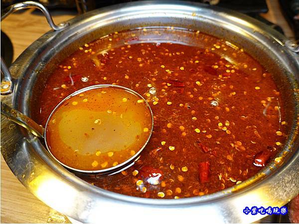 麻辣鍋-赤富士無煙燒肉鍋物吃到飽.jpg