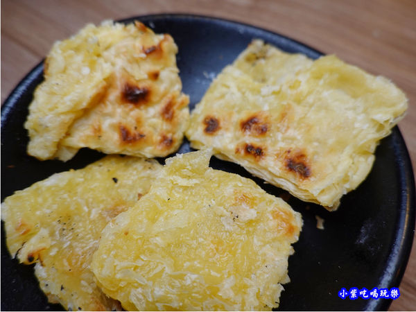 乳酪餅-赤富士無煙燒肉鍋物吃到飽.jpg