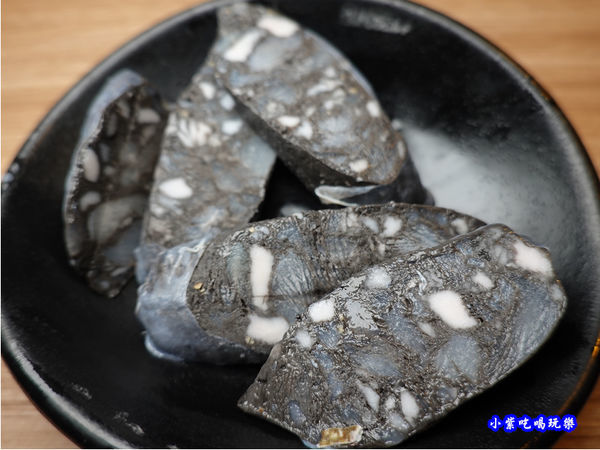 墨魚香腸-赤富士無煙燒肉鍋物吃到飽 (1).jpg