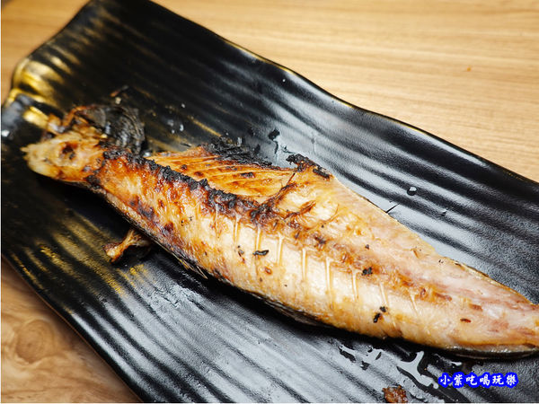 竹筴魚一夜干-赤富士無煙燒肉鍋物吃到飽 (1).jpg