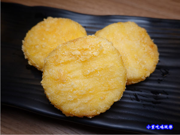 用餐環境-赤富士無煙燒肉鍋物吃到飽 (5).jpg