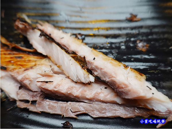 竹筴魚一夜干-赤富士無煙燒肉鍋物吃到飽 (2).jpg