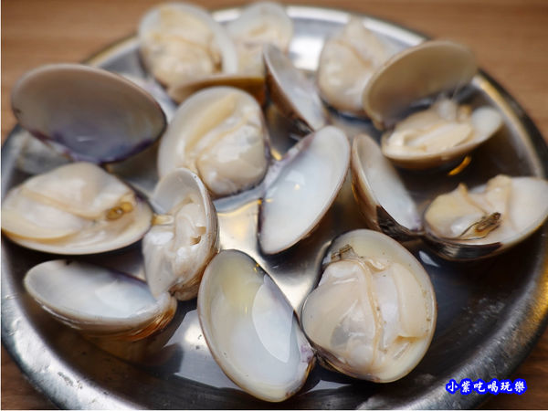 薑絲蛤蜊-赤富士無煙燒肉鍋物吃到飽 (1).jpg