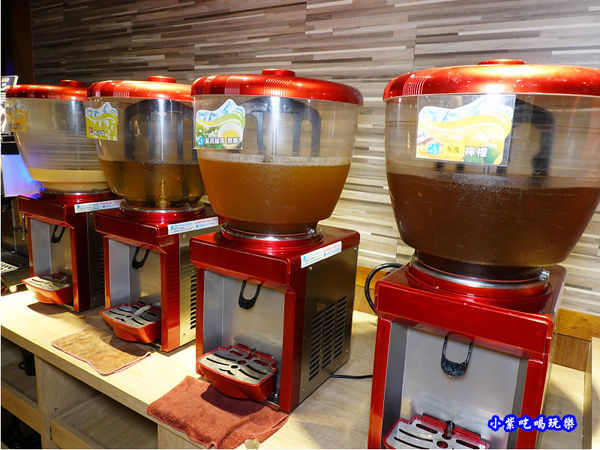 飲料區-赤富士無煙燒肉鍋物吃到飽 (2).jpg