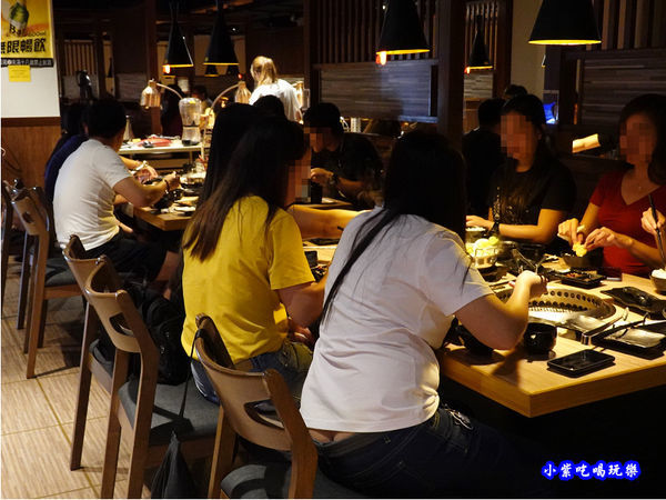 用餐環境-赤富士無煙燒肉鍋物吃到飽 (11).jpg