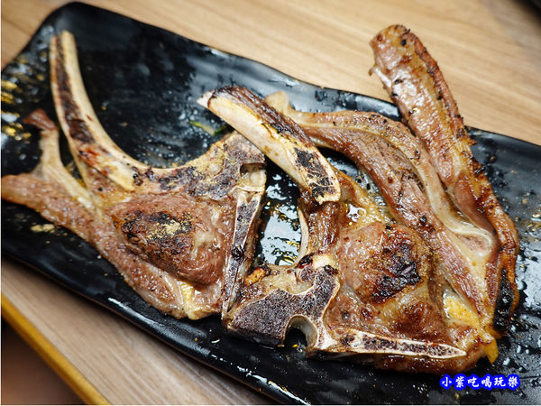 法式羊排-赤富士無煙燒肉鍋物吃到飽 (1).jpg
