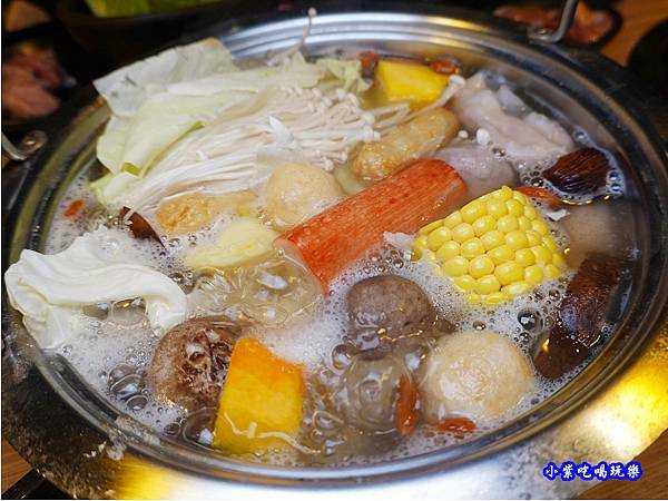 養生藥膳鍋-赤富士草莓季 (2).jpg