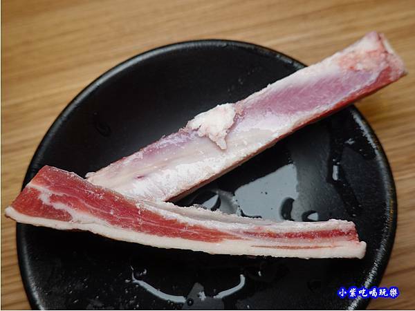 小羔羊肋排-赤富士草莓季 (1).jpg