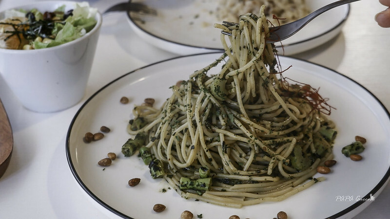 台中素食｜西區  野菜共和國 想來一片純素pizza 或是義大利麵 ，科博館周邊蔬食餐廳