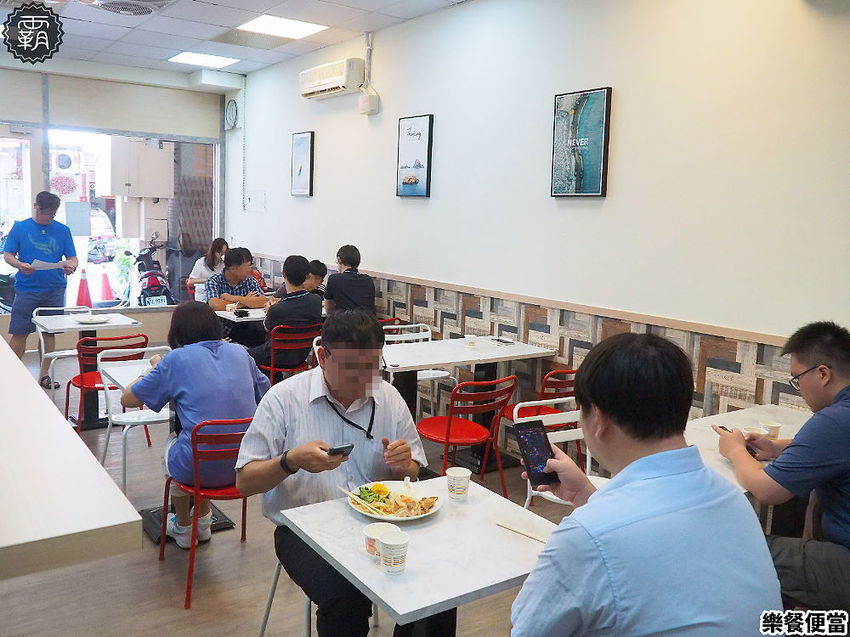 樂餐手作便當有家常味，台中新開幕便當，雙主菜便當百元有找～