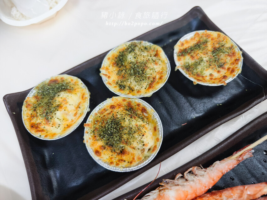 屏東。恆春》後壁湖邱家生魚片。遊墾丁必插旗的百元生魚片